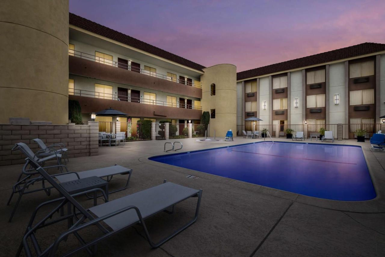 Best Western Norwalk Inn Exterior foto