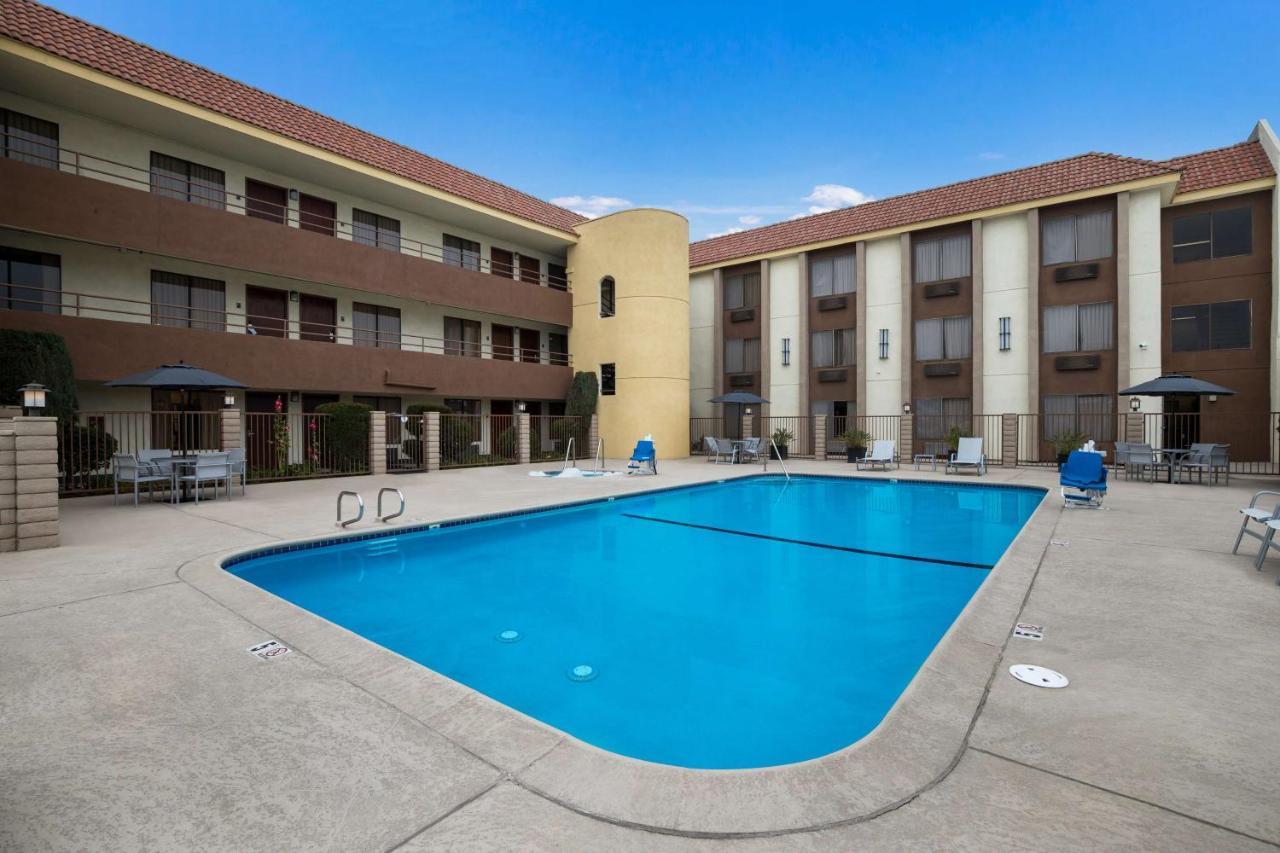 Best Western Norwalk Inn Exterior foto