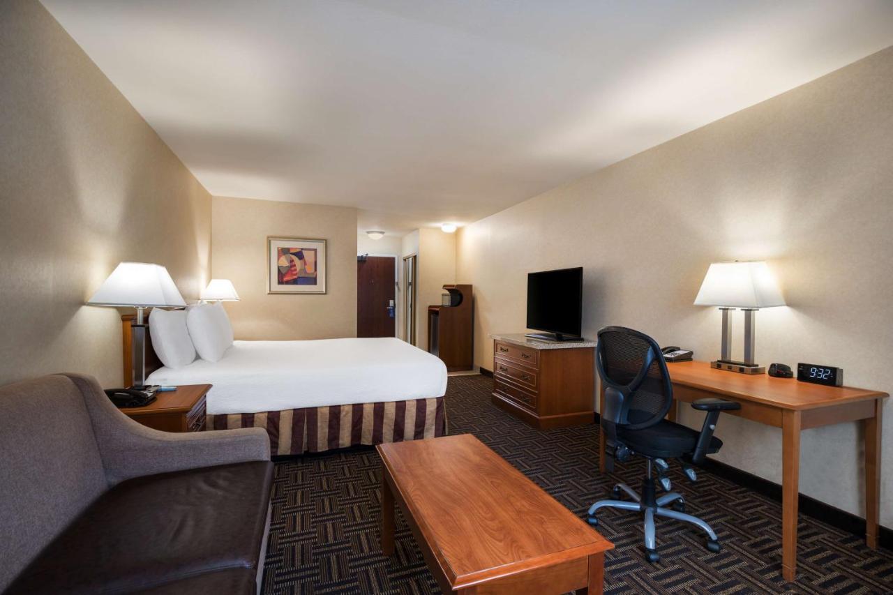 Best Western Norwalk Inn Exterior foto