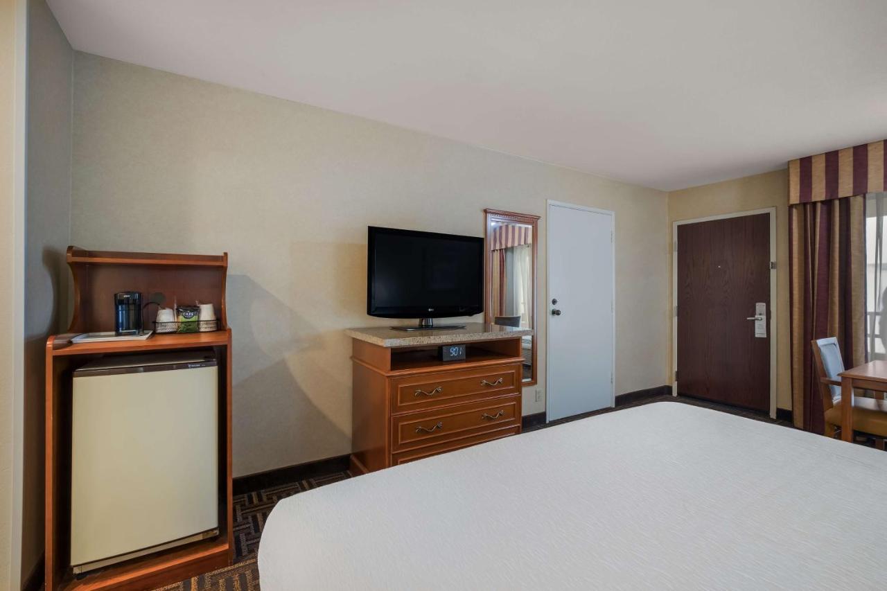Best Western Norwalk Inn Exterior foto