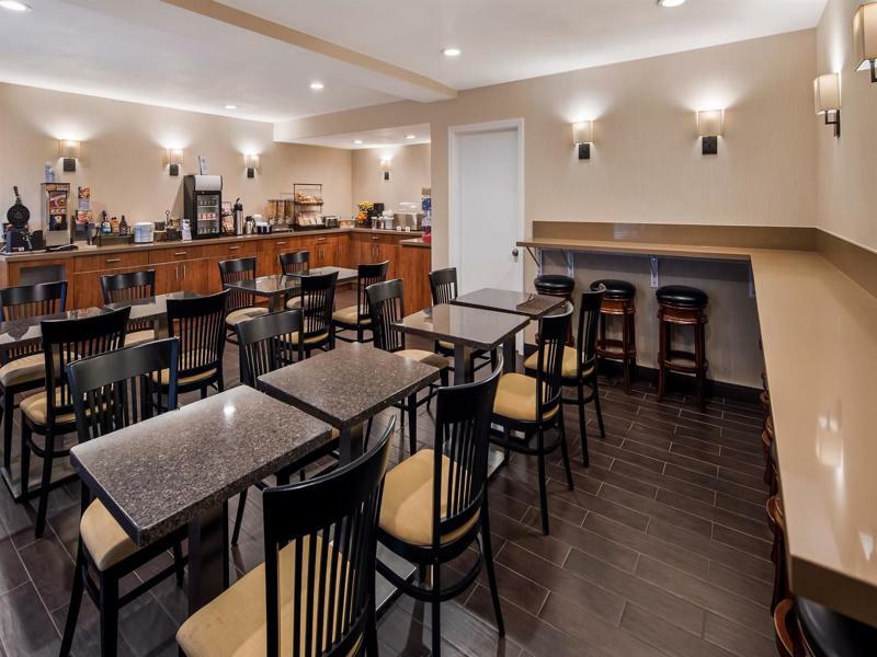 Best Western Norwalk Inn Exterior foto